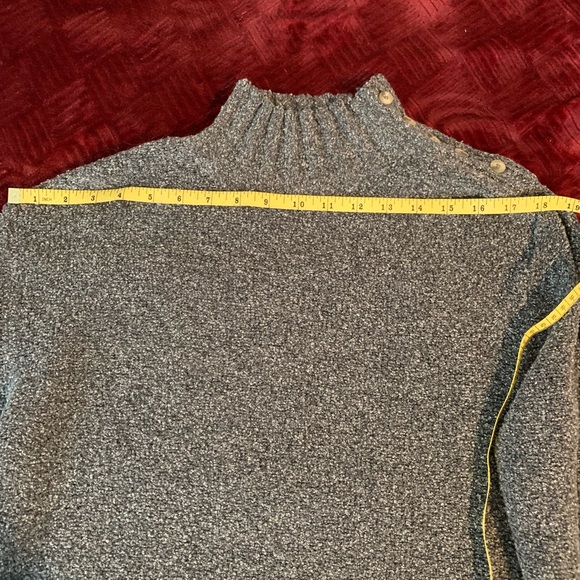 Columbia Sweater - Picture 5 of 8